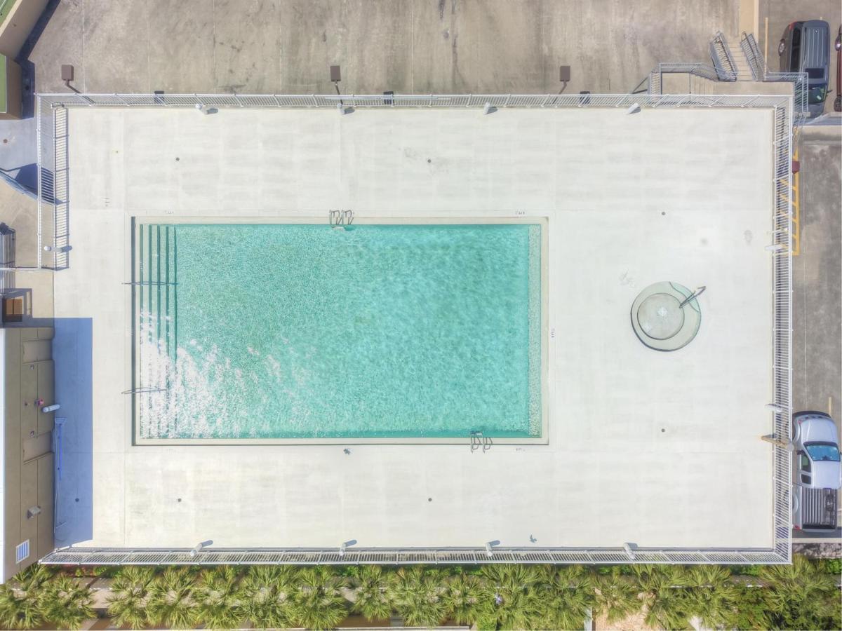 Emerald Beach #1331 By Nautical Vacation *